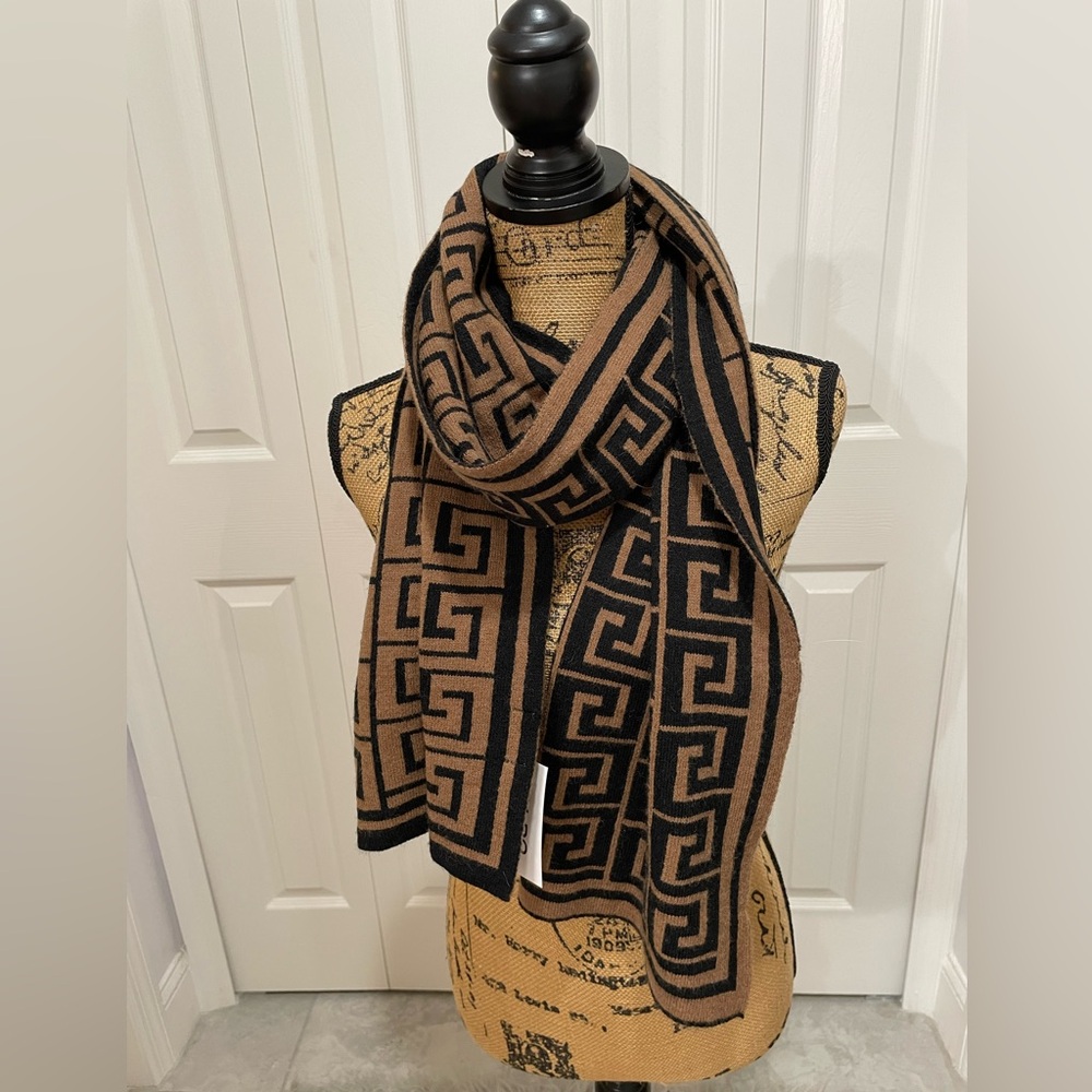 Aldo Black and Tan Geometric Scarf